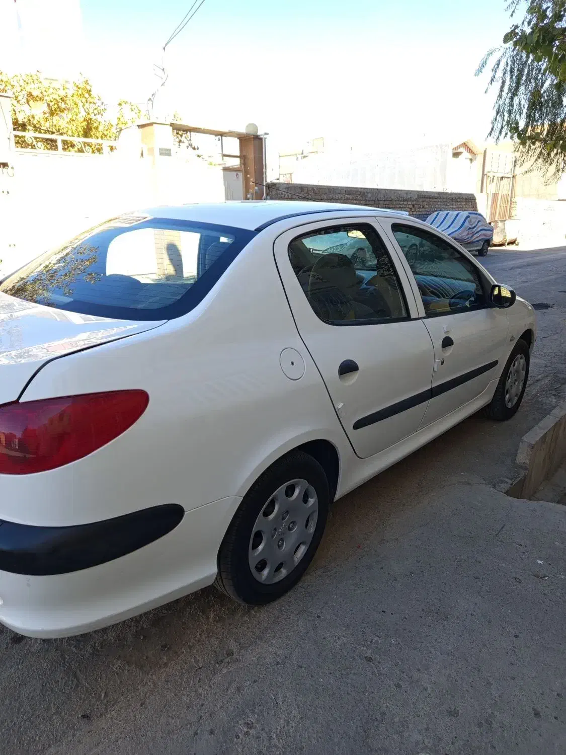 پژو ۲۰۶ صندوق دار v8 - 1398