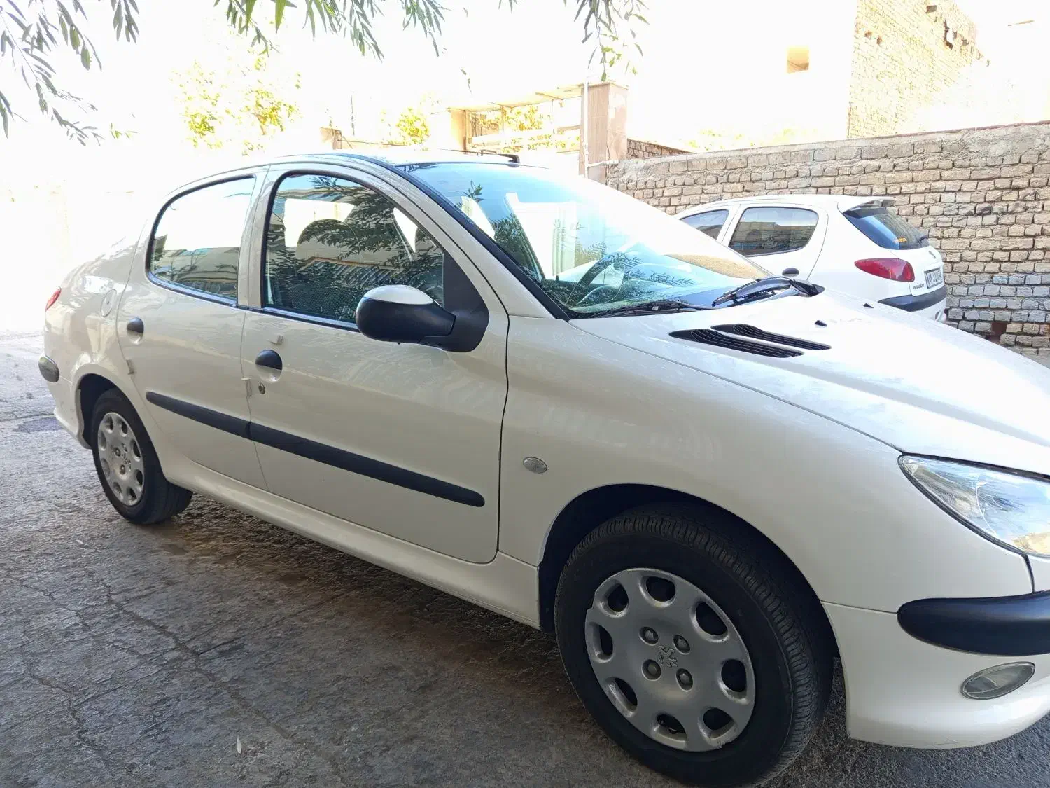 پژو ۲۰۶ صندوق دار v8 - 1398