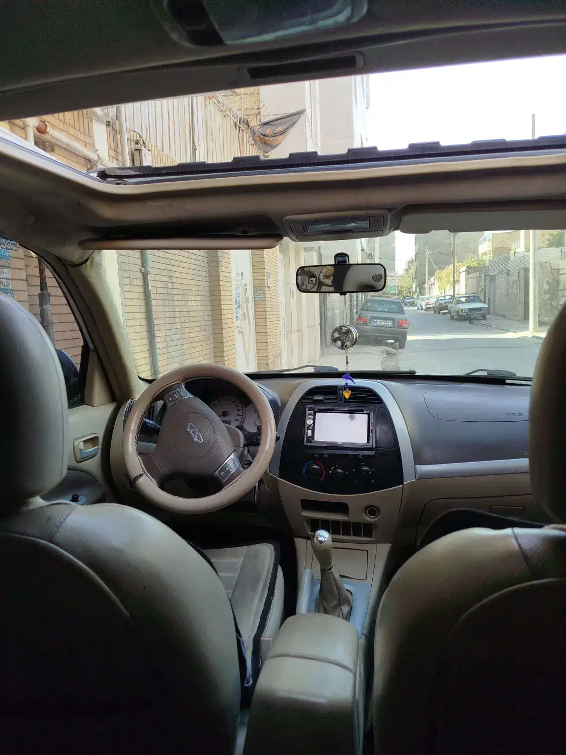 ام وی ام X33 دنده‌ای ساده - 1393