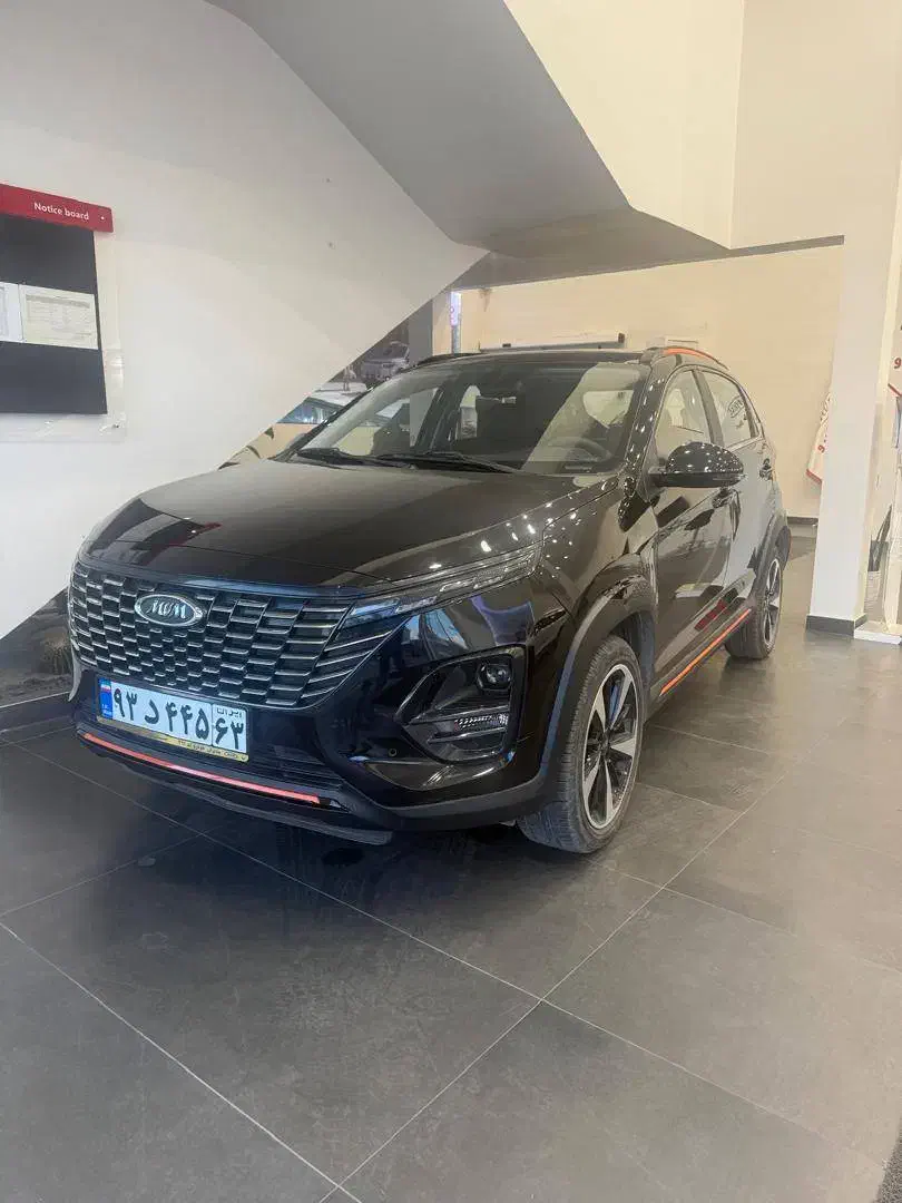 خودرو ام وی ام، X33 کراس آگهی ann_20824256