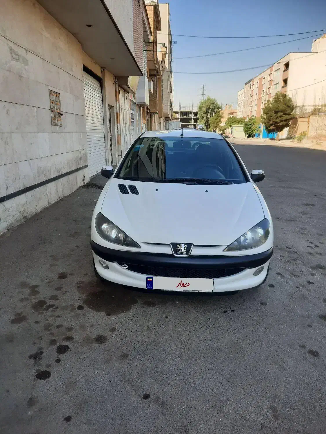 پژو ۲۰۶ صندوق دار v8 - 1392