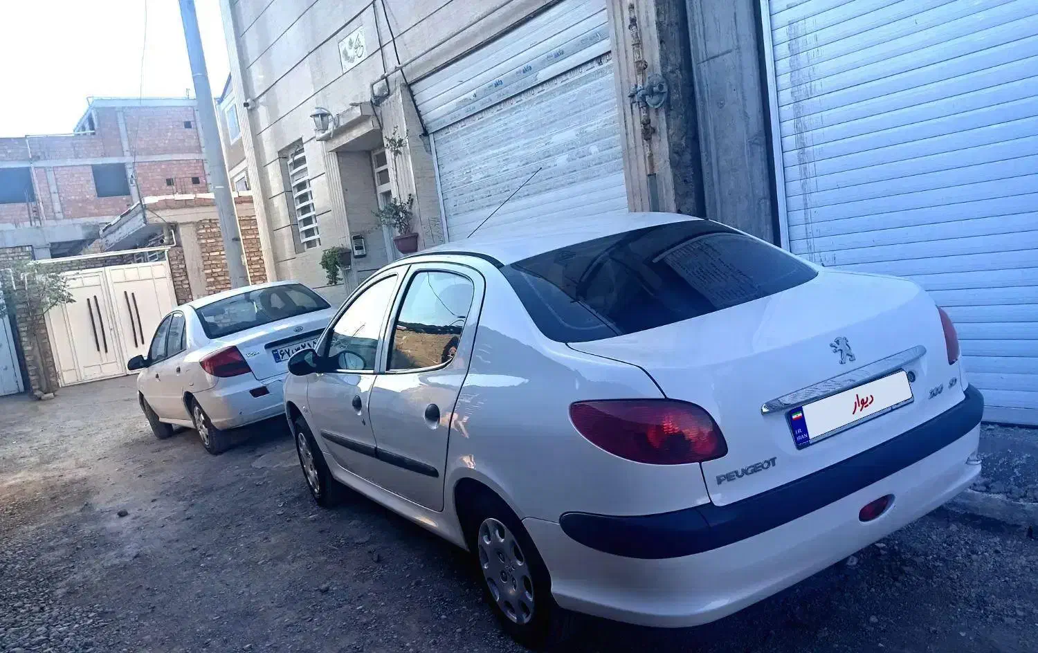 پژو ۲۰۶ صندوق دار v8 - 1399