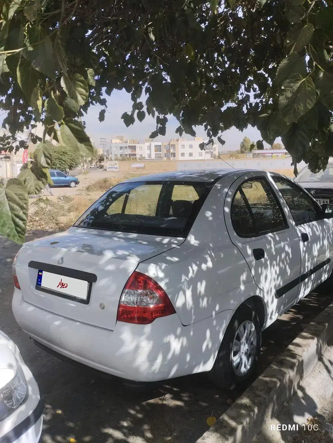 تیبا صندوق دار SX - 1392