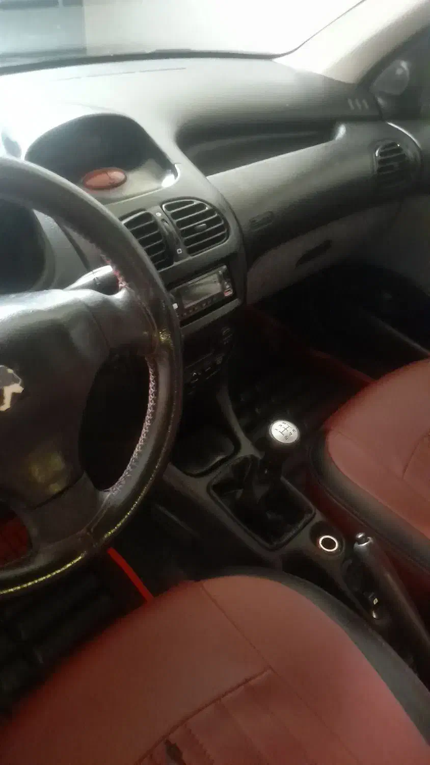 پژو ۲۰۶ صندوق دار v8 - 1390