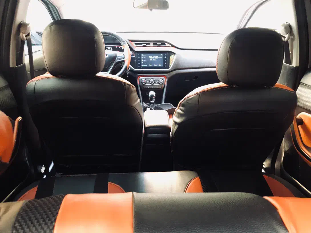 ام وی ام X22 دنده ای اسپرت لاکچری - 1400