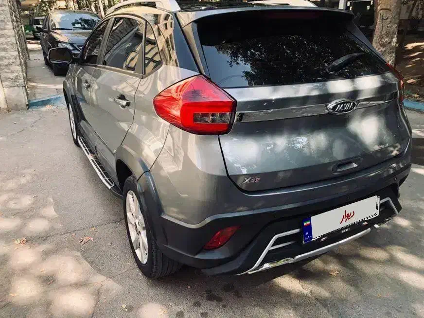 ام وی ام X22 دنده ای اسپرت لاکچری - 1400