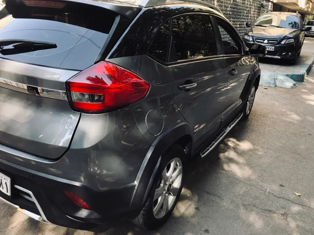 ام وی ام X22 دنده ای اسپرت لاکچری - 1400