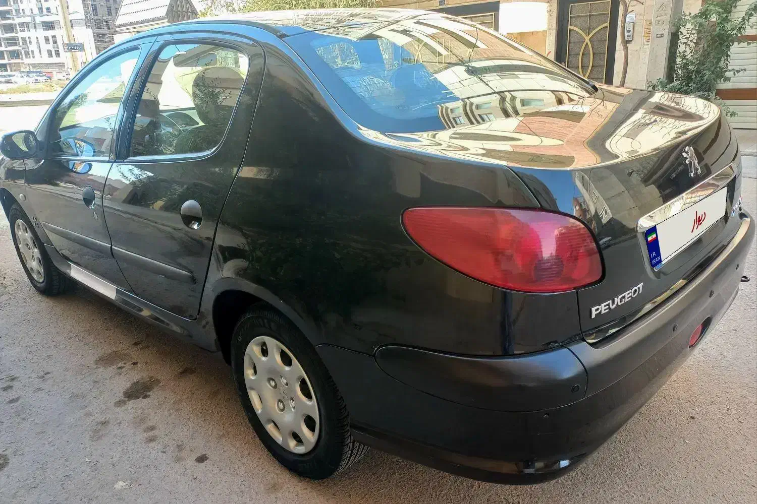 پژو ۲۰۶ صندوق دار v8 - 1398