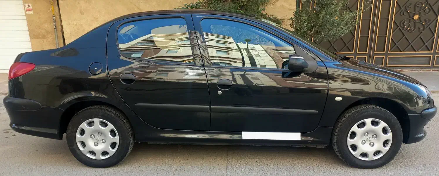 پژو ۲۰۶ صندوق دار v8 - 1398
