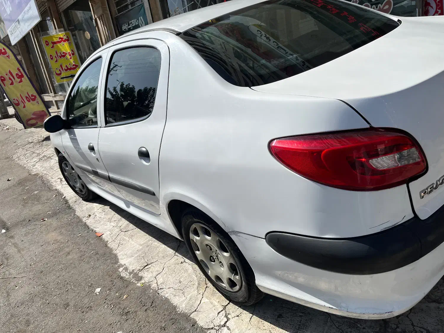 پژو ۲۰۶ صندوق دار v8 - 1395