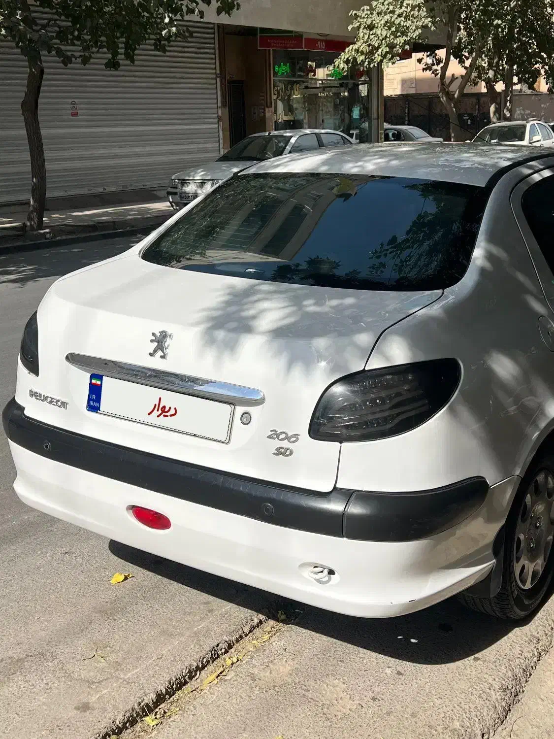 پژو ۲۰۶ صندوق دار v8 - 1394