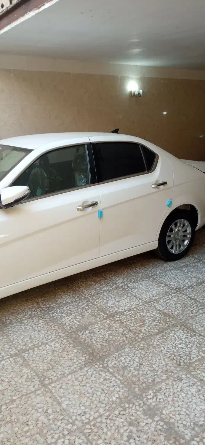 دنا پلاس ۶ دنده EF7p - 1404