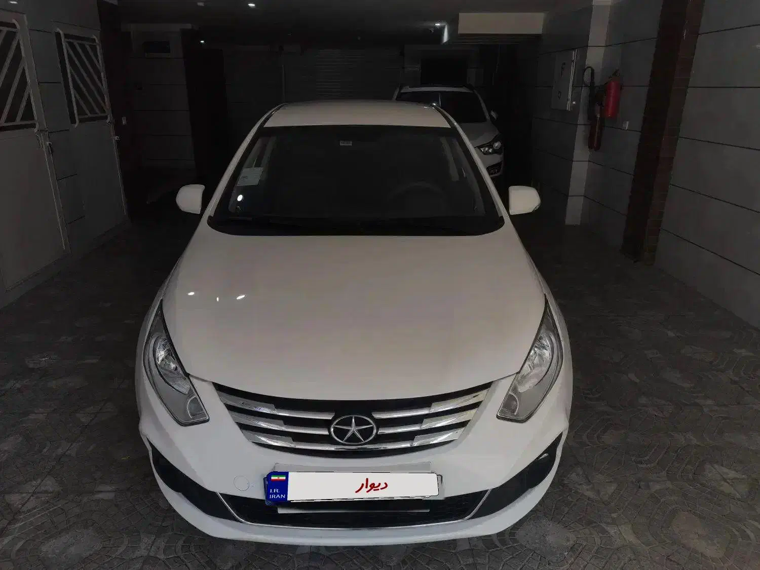 جک J4 اتوماتیک ساده - 1398
