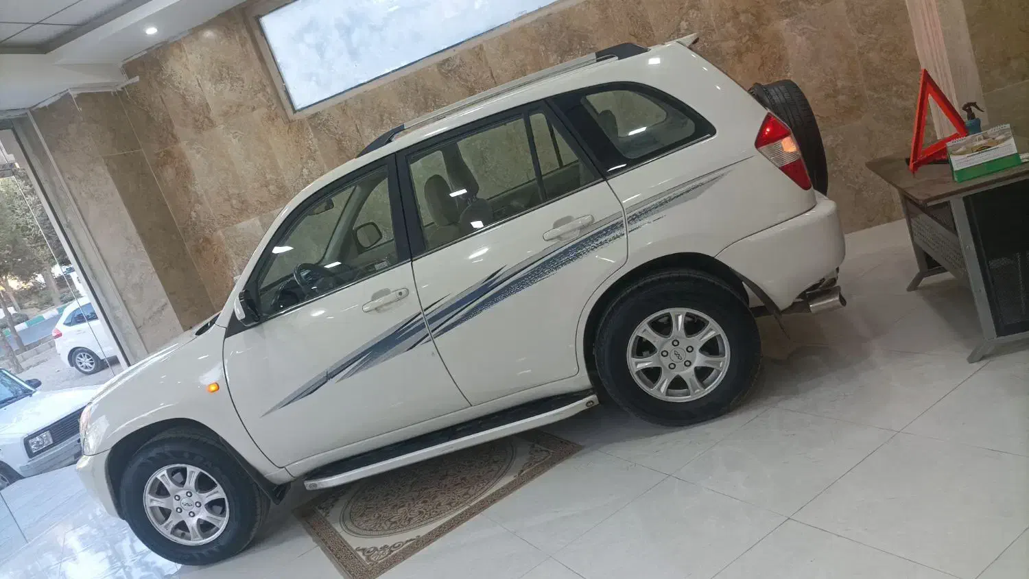 ام وی ام X33 دنده‌ای ساده - 1391