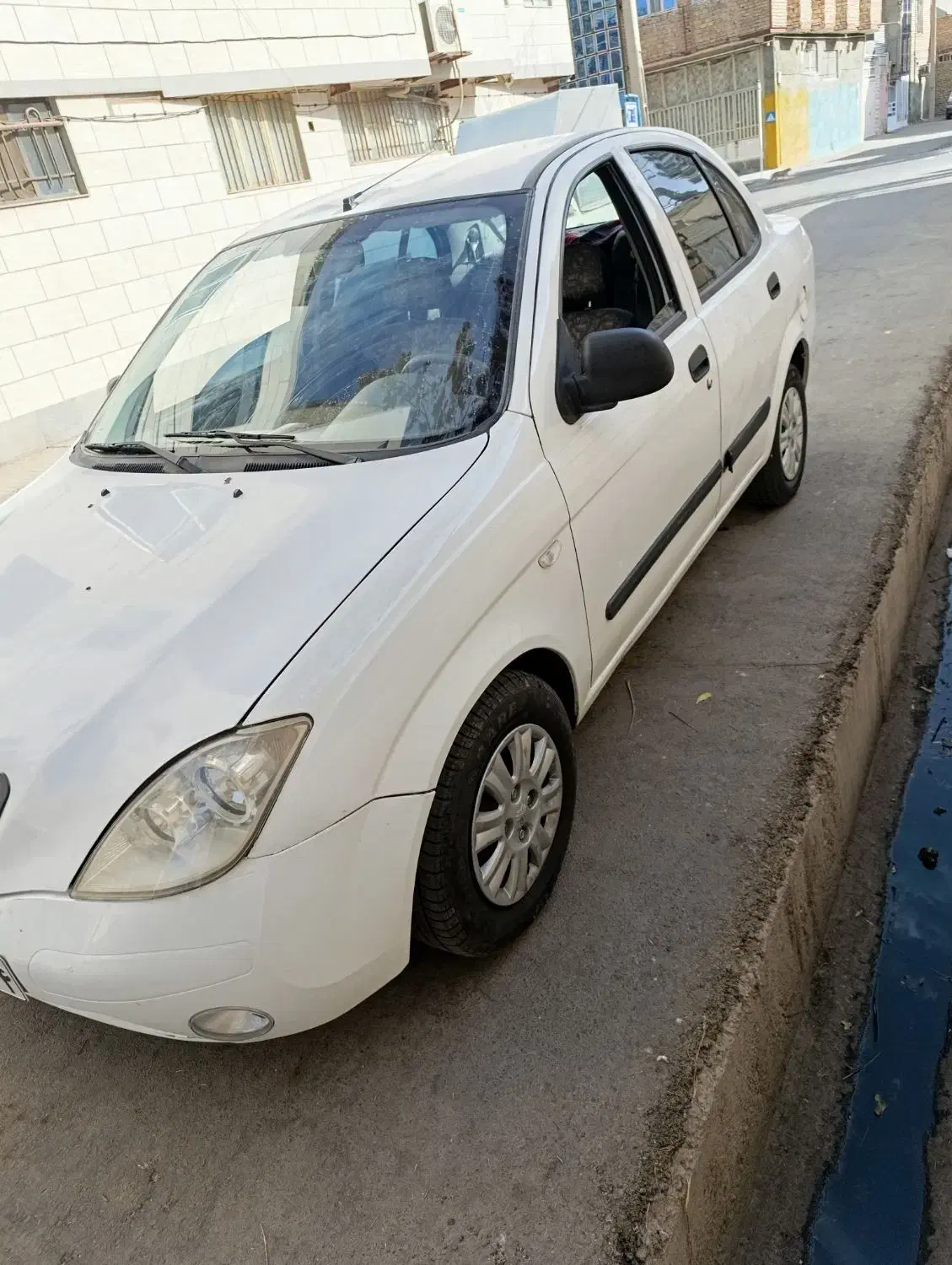 تیبا صندوق دار EX - 1395