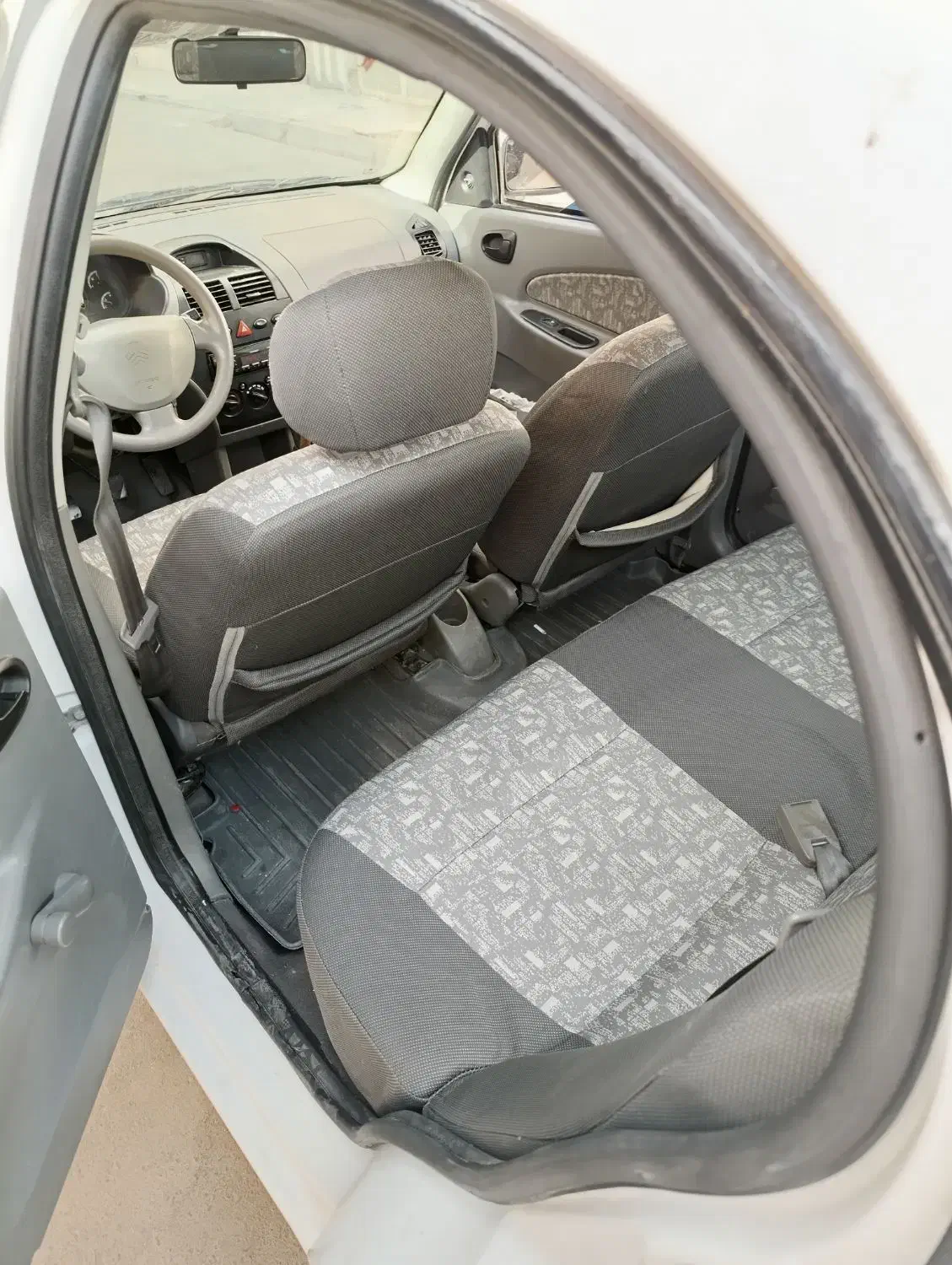 تیبا صندوق دار EX - 1395
