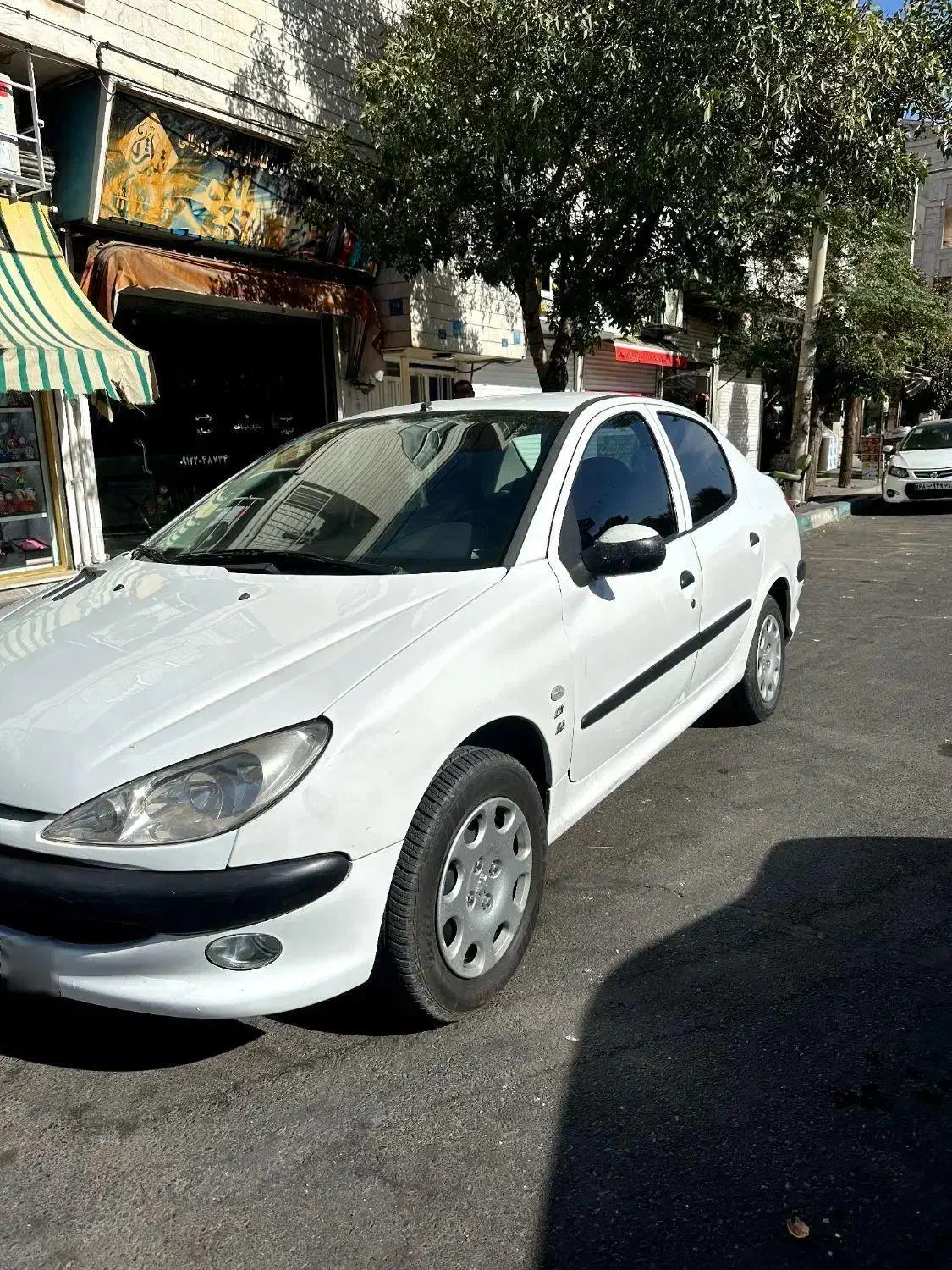پژو ۲۰۶ صندوق دار v8 - 1395