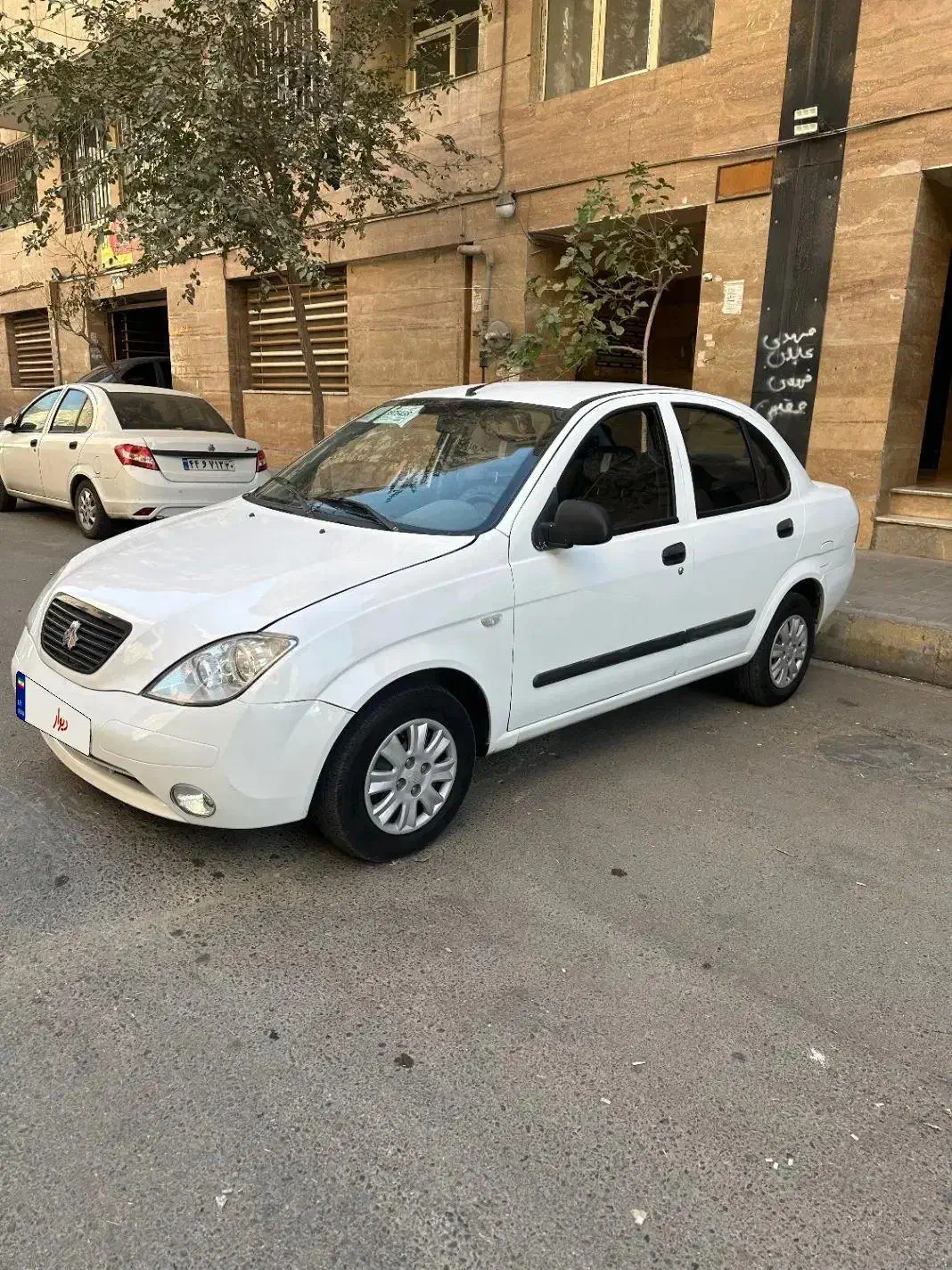 تیبا صندوق دار SX - 1394