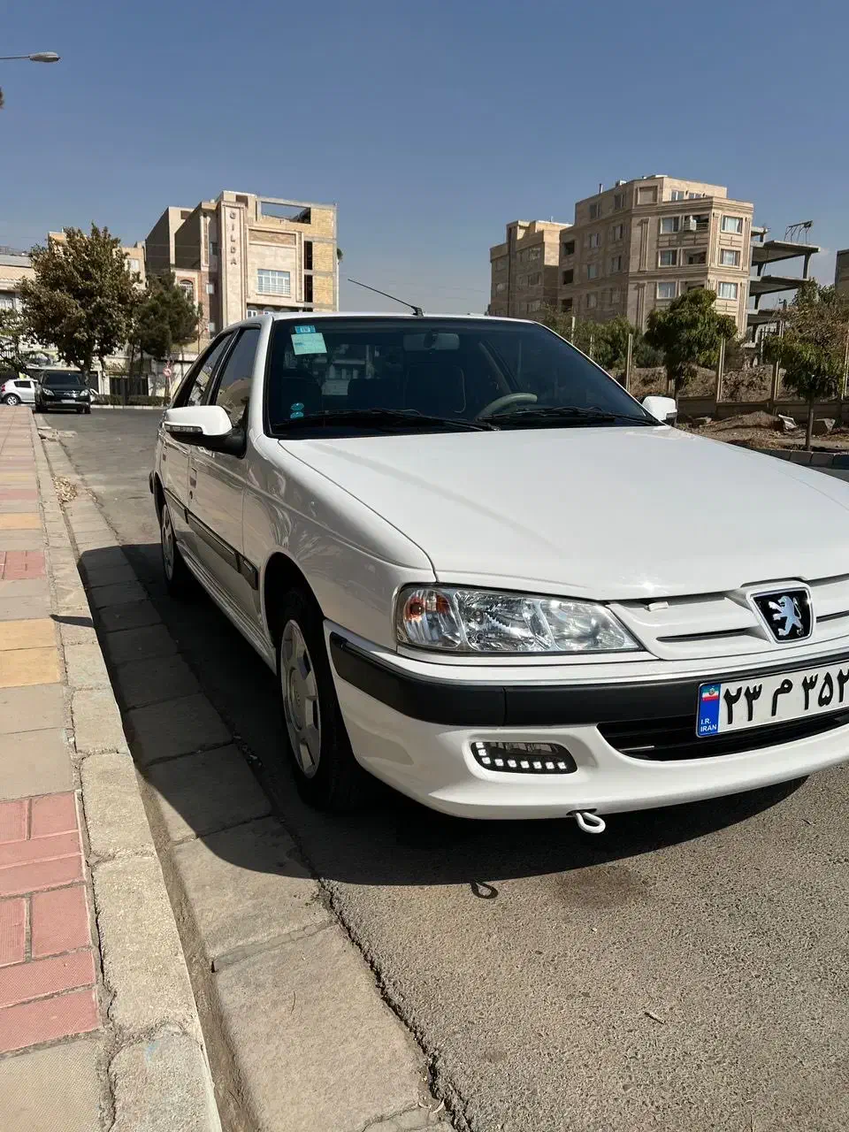 پژو پارس سال - 1402