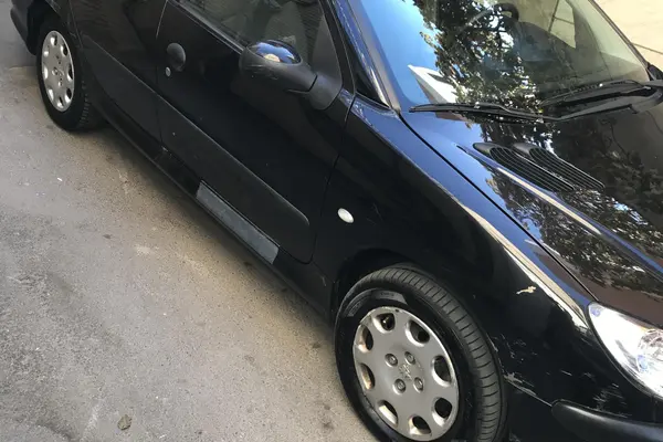 پژو ۲۰۶ صندوق دار v8 - 1398