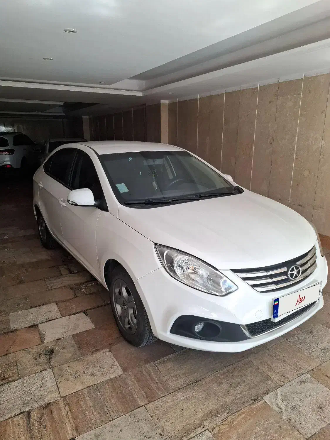 جک J4 اتوماتیک آپشنال - 1402