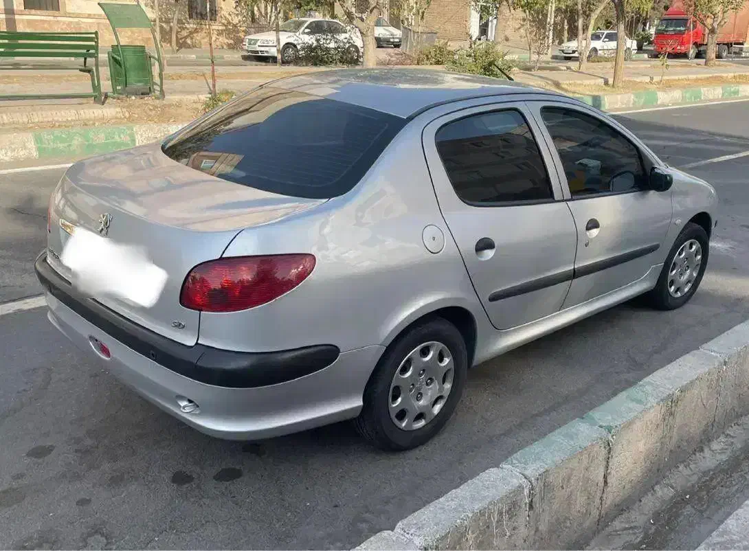 پژو ۲۰۶ صندوق دار v8 - 1395