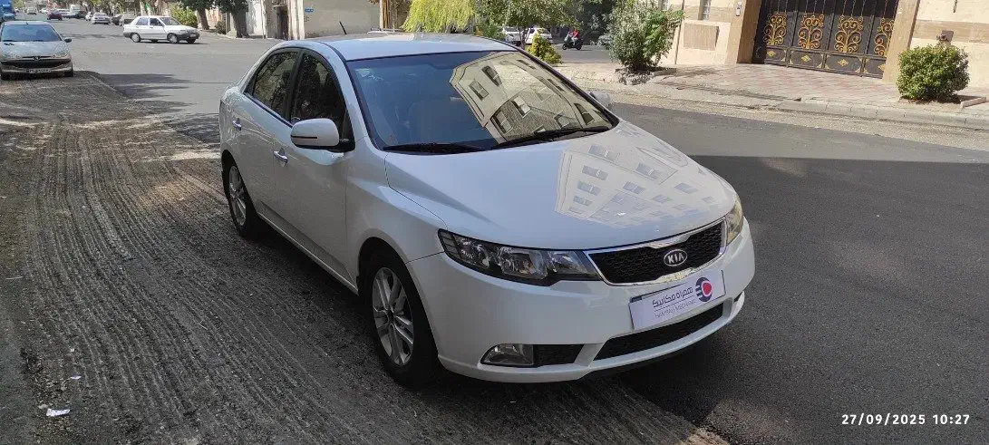 خودرو کیا، سراتو مونتاژ آگهی ann_20828202