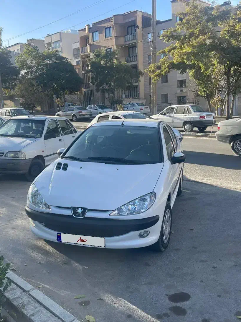 خودرو پژو، ۲۰۶ صندوق دار آگهی ann_20828528