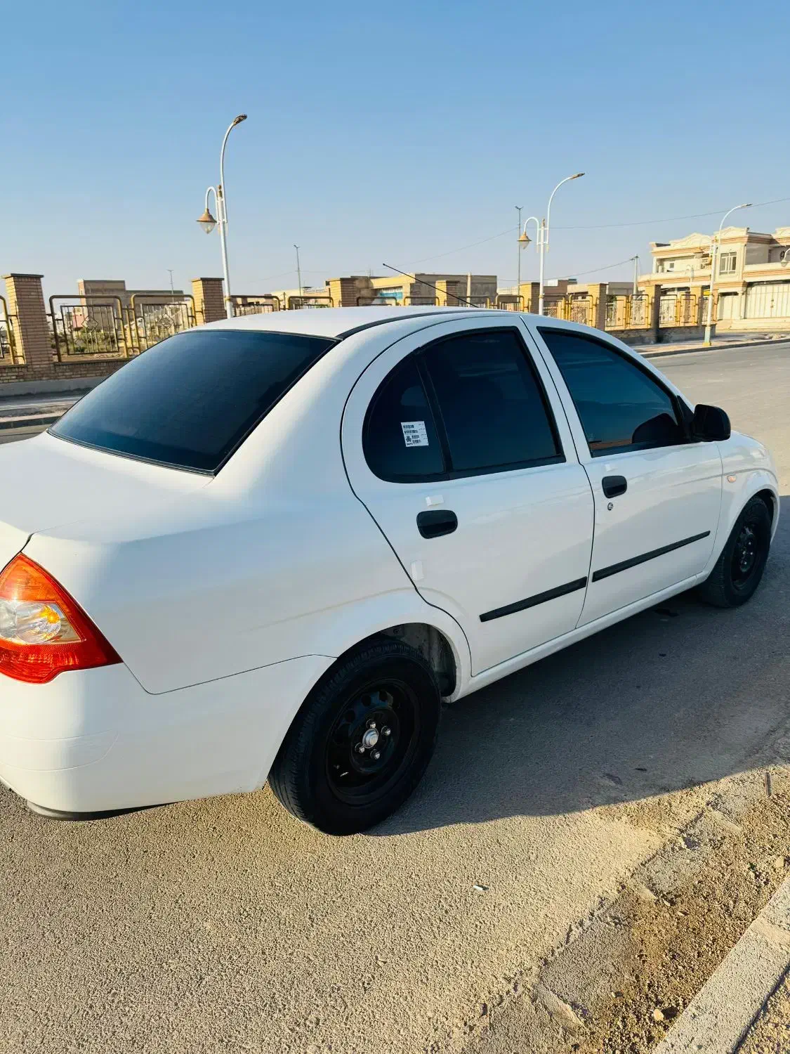 تیبا صندوق دار SX - 1400