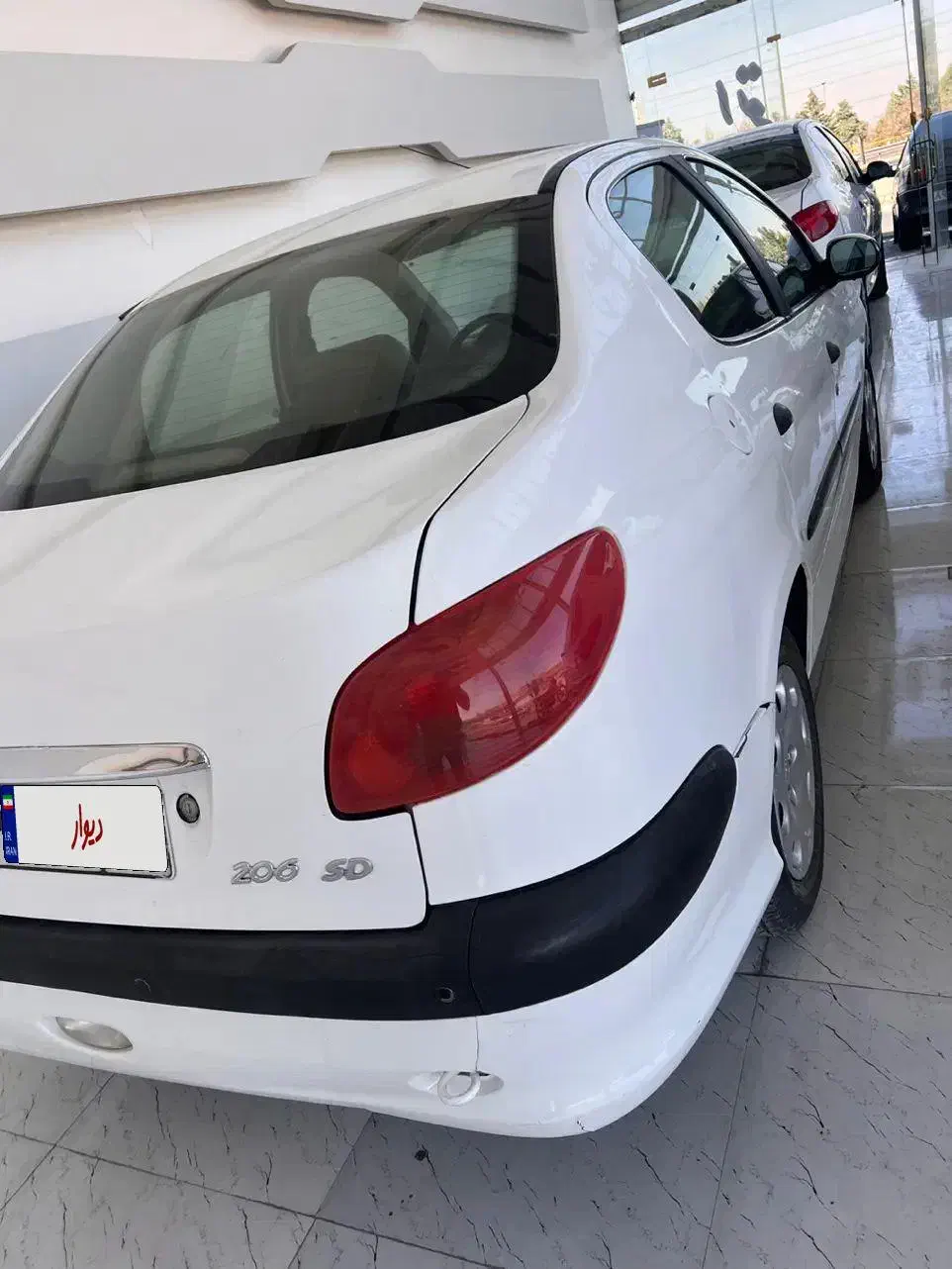 پژو ۲۰۶ صندوق دار v8 - 1390