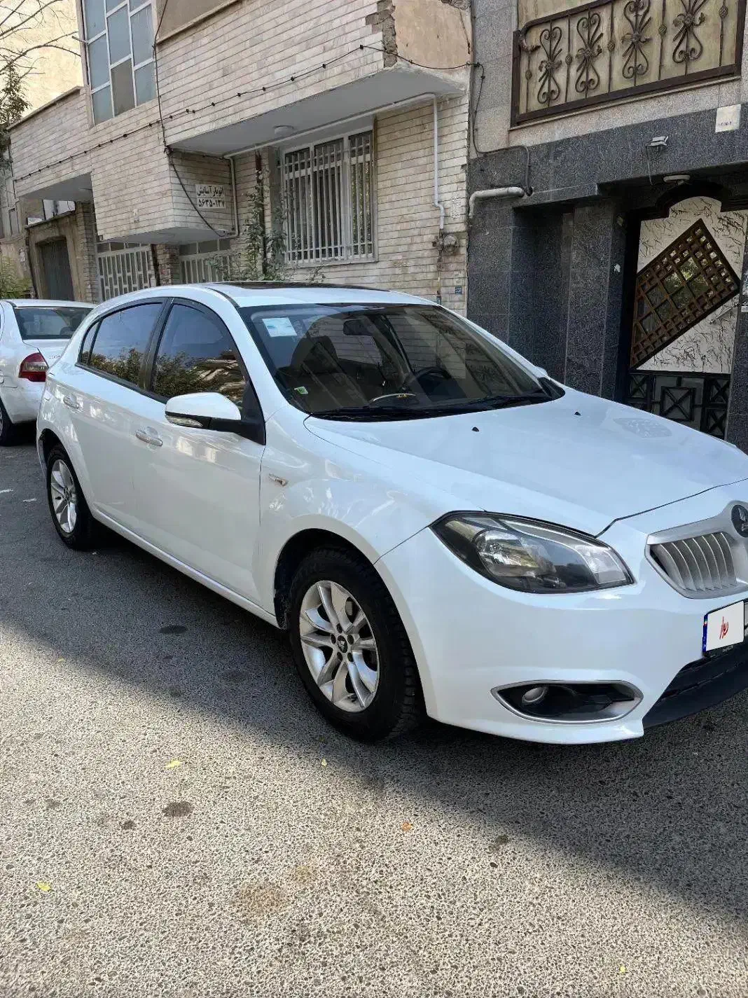 خودرو برلیانس، H320 آگهی ann_20830073