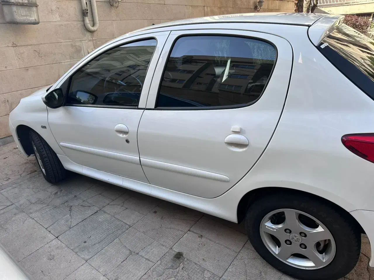پژو 207 اتوماتیک TU5P - 1403