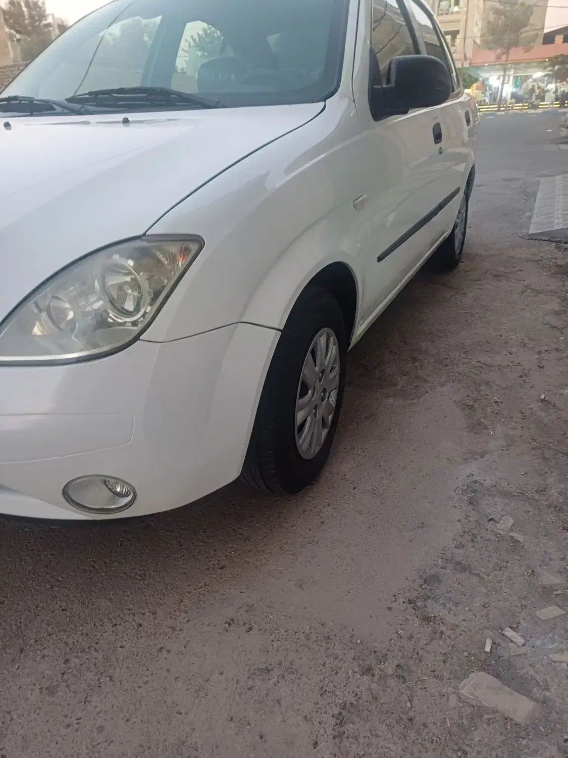 تیبا صندوق دار SX - 1400