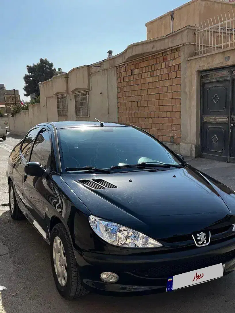 پژو ۲۰۶ صندوق دار v8 - 1394