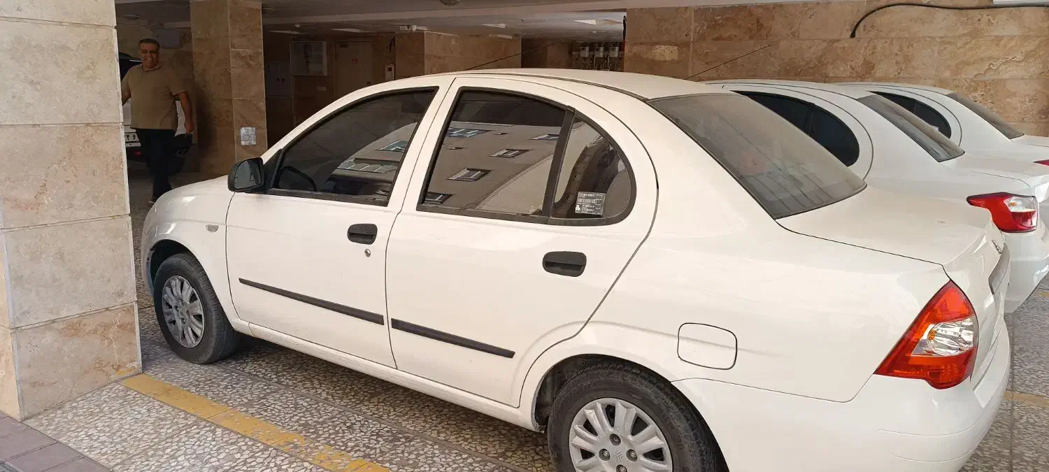 تیبا صندوق دار SX - 1400