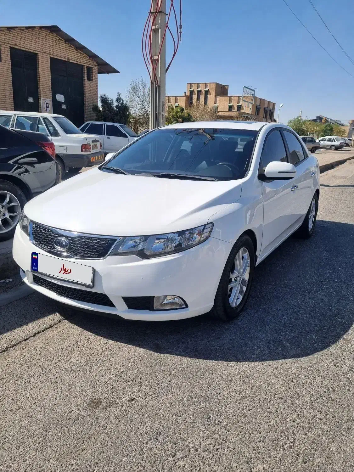 خودرو کیا، سراتو مونتاژ آگهی ann_20831266