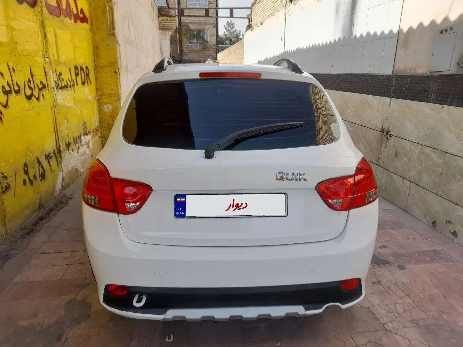 خودرو کوییک، معمولی آگهی ann_20831464