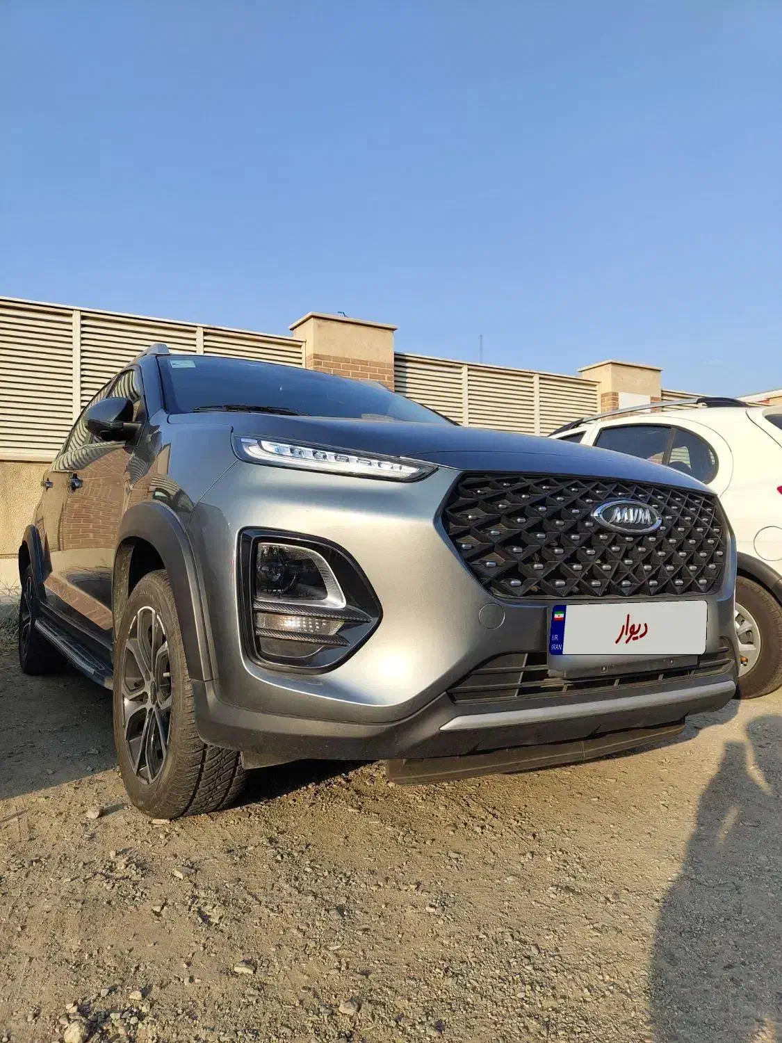 ام وی ام X22 پرو دنده‌ای - 1401