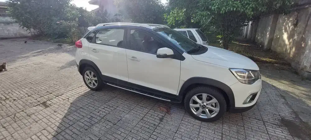 ام وی ام X22 اتوماتیک اسپرت اکسلنت - 1400