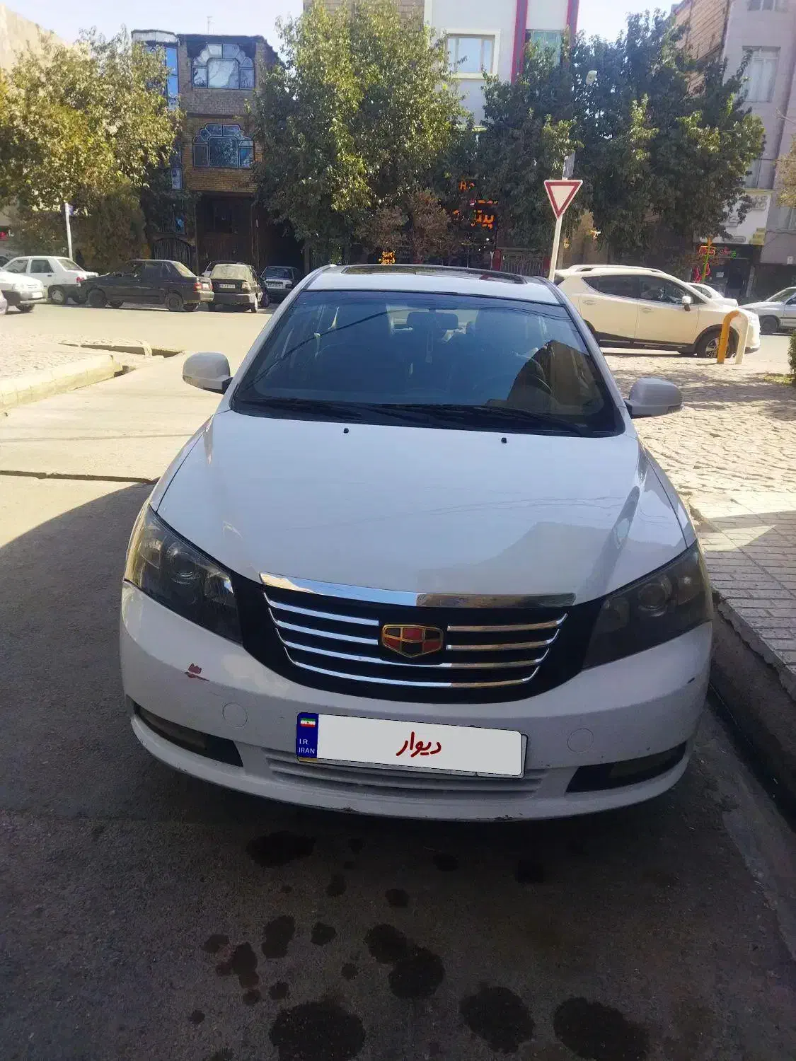 جیلی امگرند 7 دنده‌ای - 2013
