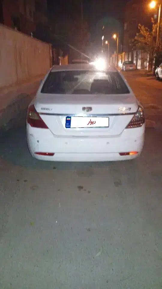 جیلی امگرند 7 دنده‌ای - 2013