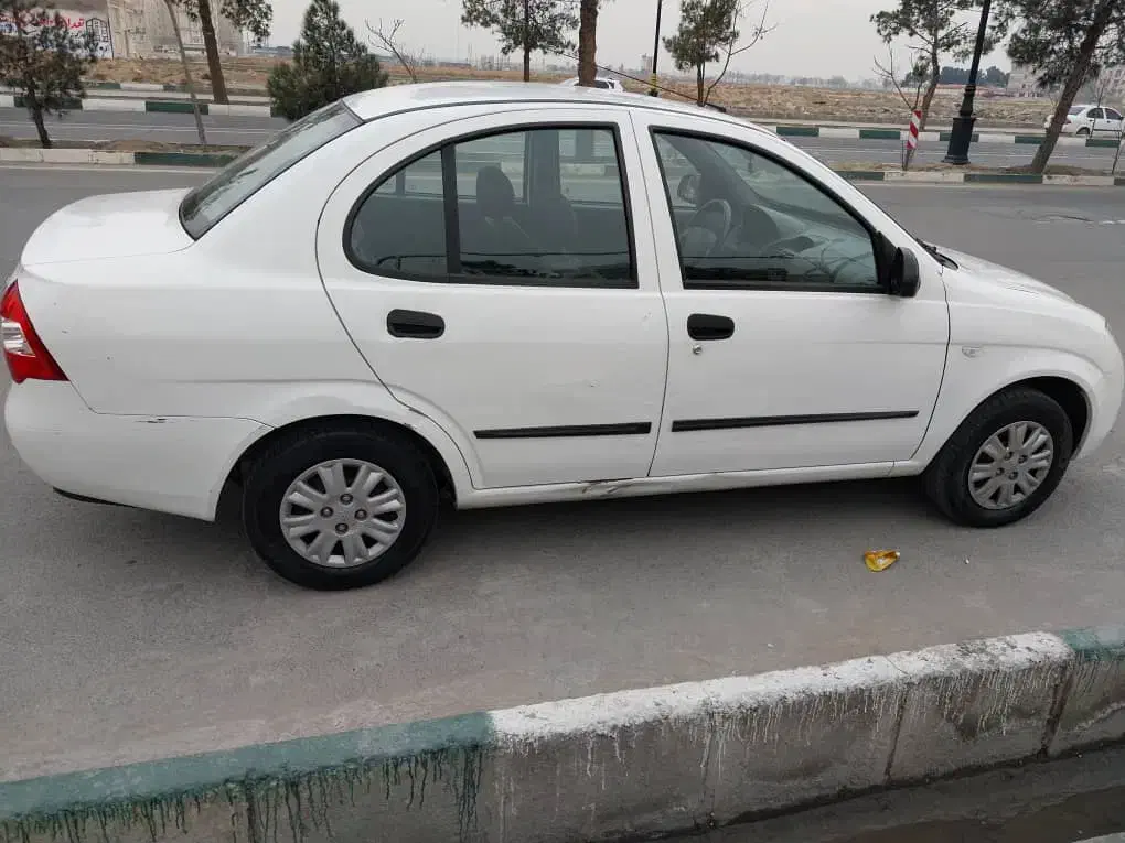 تیبا صندوق دار SX - 1401