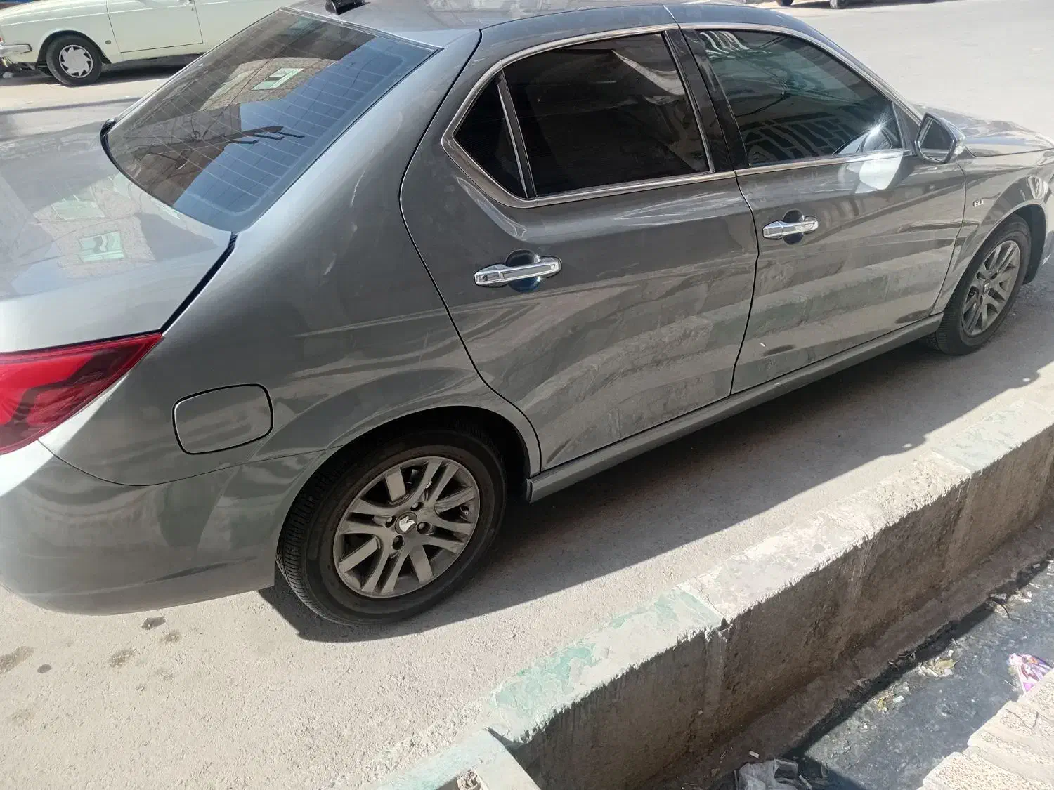 دنا پلاس تیپ ۲ سانروف ۴ ایربگ - 1396