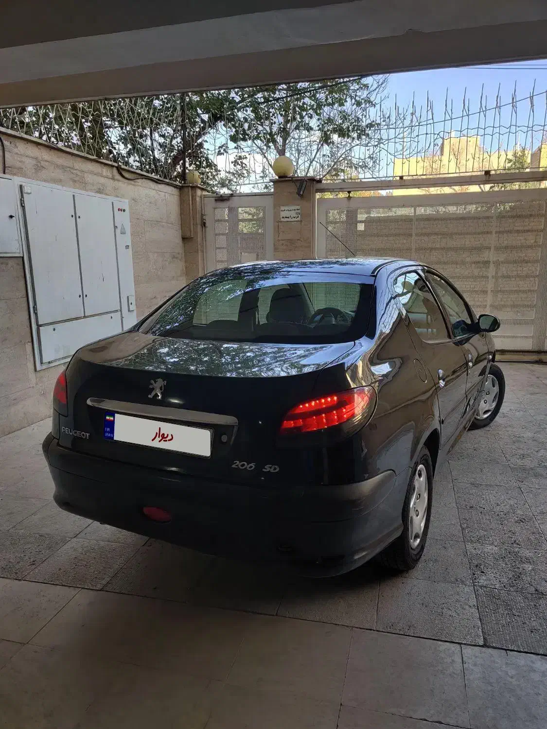 پژو ۲۰۶ صندوق دار v8 - 1386