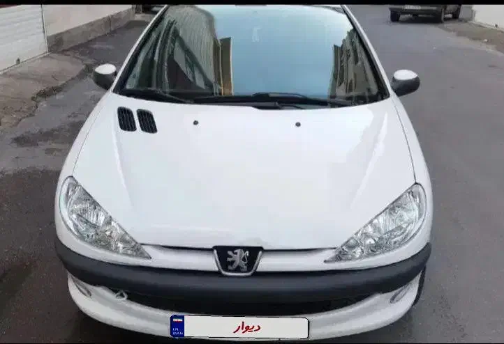 پژو ۲۰۶ صندوق دار v8 - 1392