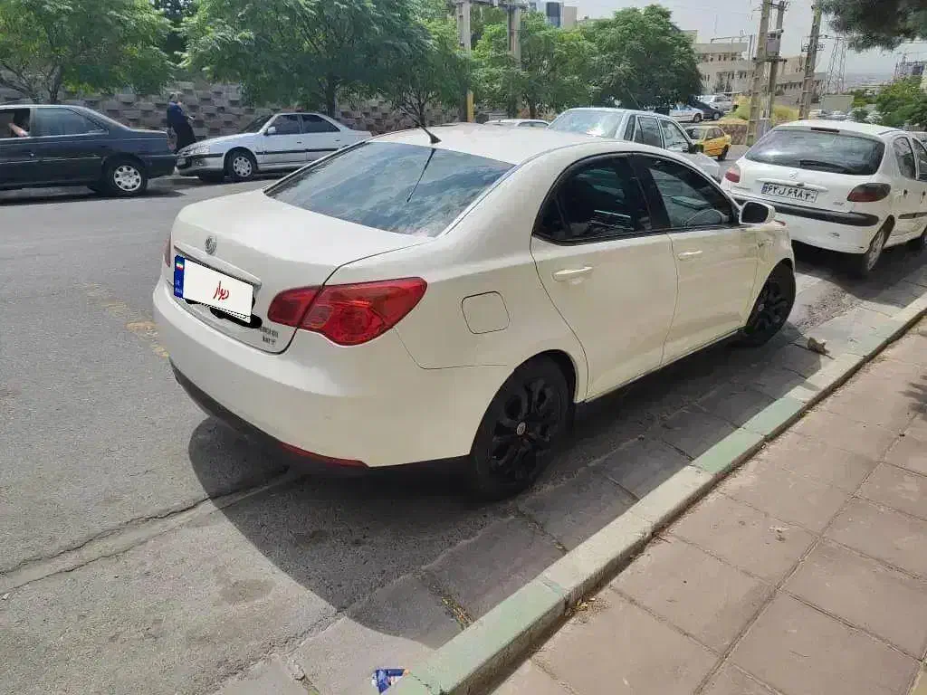 ام جی 550 اتوماتیک - 2010
