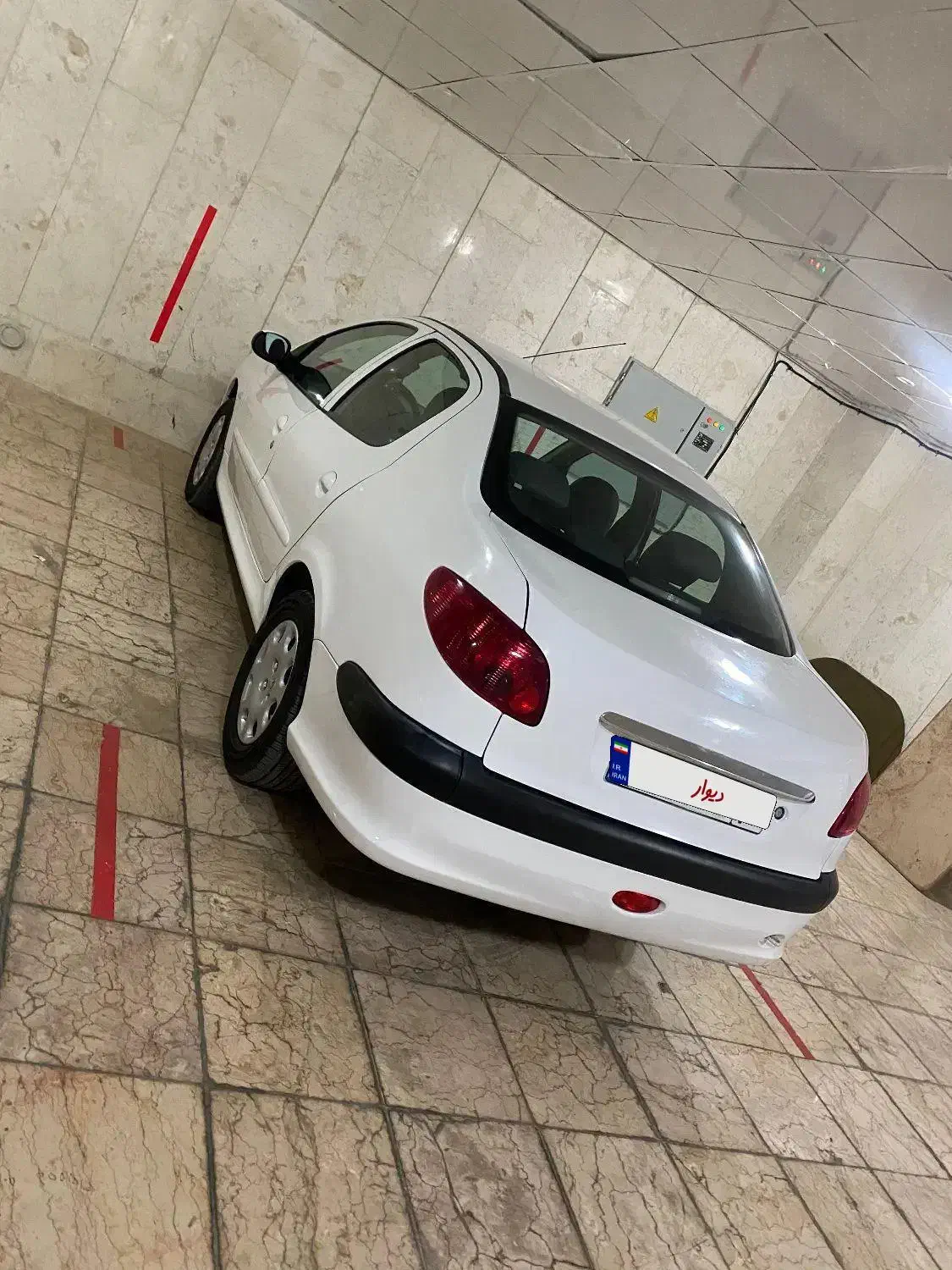 پژو ۲۰۶ صندوق دار v8 - 1389