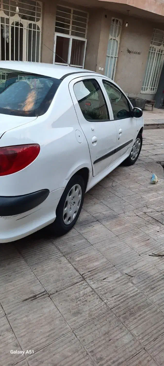 پژو ۲۰۶ صندوق دار v8 - 1396