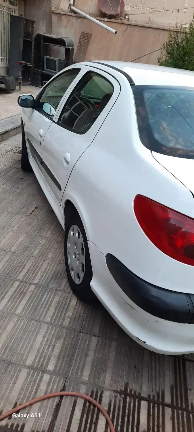 پژو ۲۰۶ صندوق دار v8 - 1396