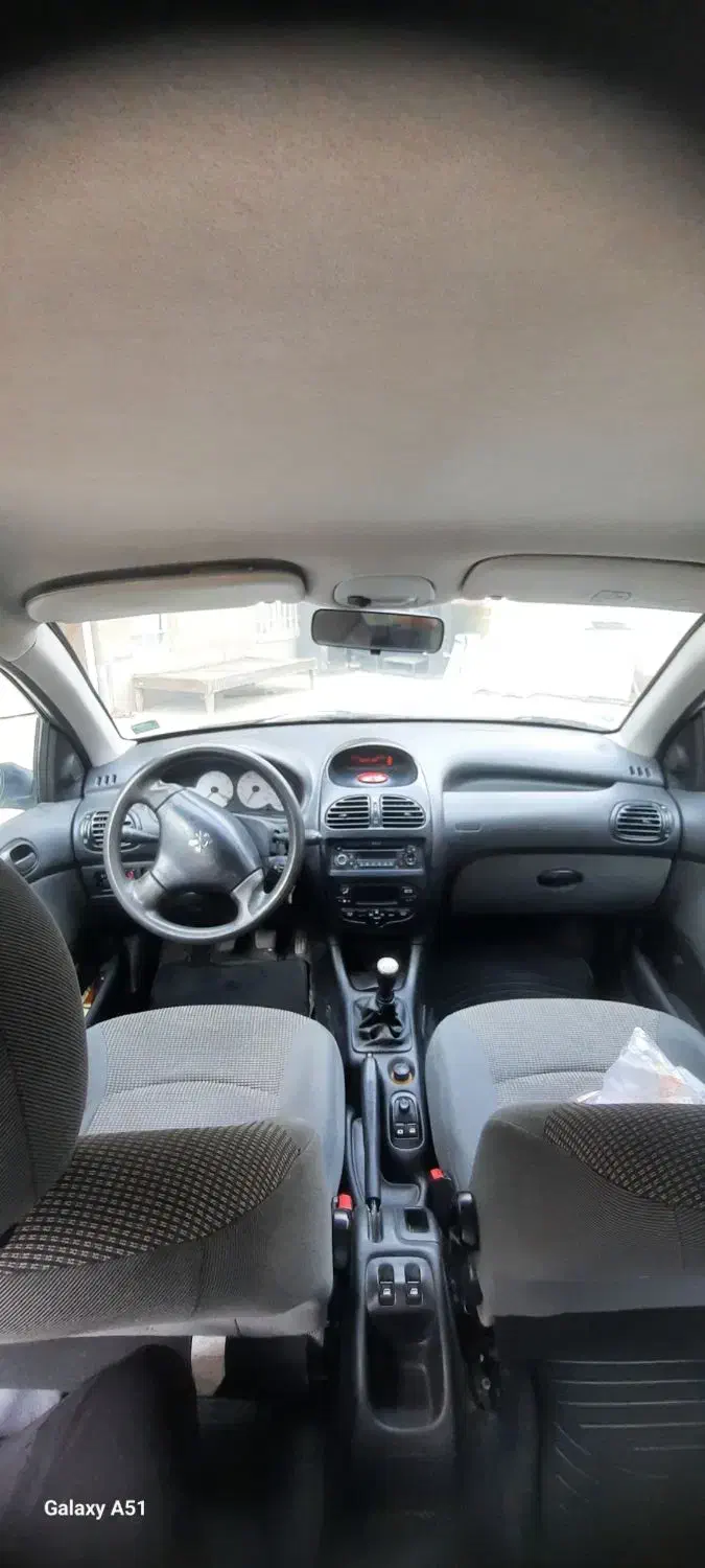 پژو ۲۰۶ صندوق دار v8 - 1396